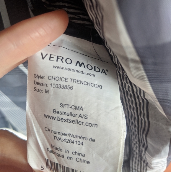 3/$30 Vero Moda Plaid Trenchcoat - Picture 8 of 8